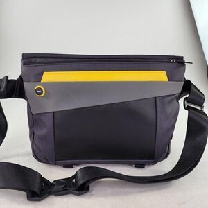 DIVOOM PIXOO BAG LCD Pixel Slingback Black Crossbody Bag